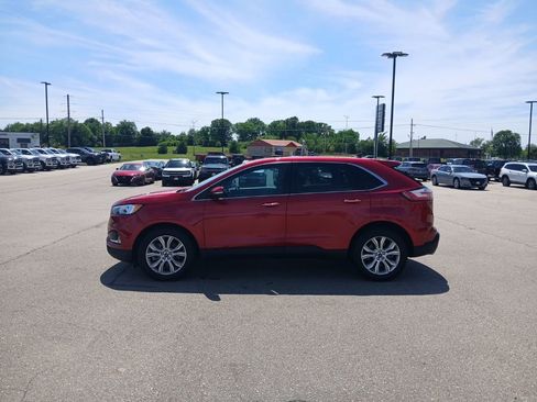 Used 2022 Ford Edge Titanium AWD/4WD image 5