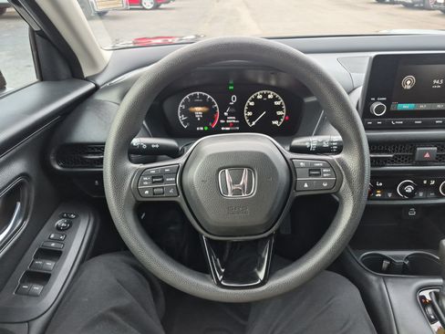 Used 2025 Honda HR-V LX image 23