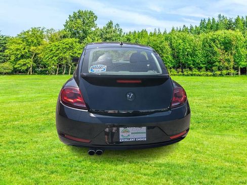 Used 2019 Volkswagen Beetle 2.0T S FWD image 7