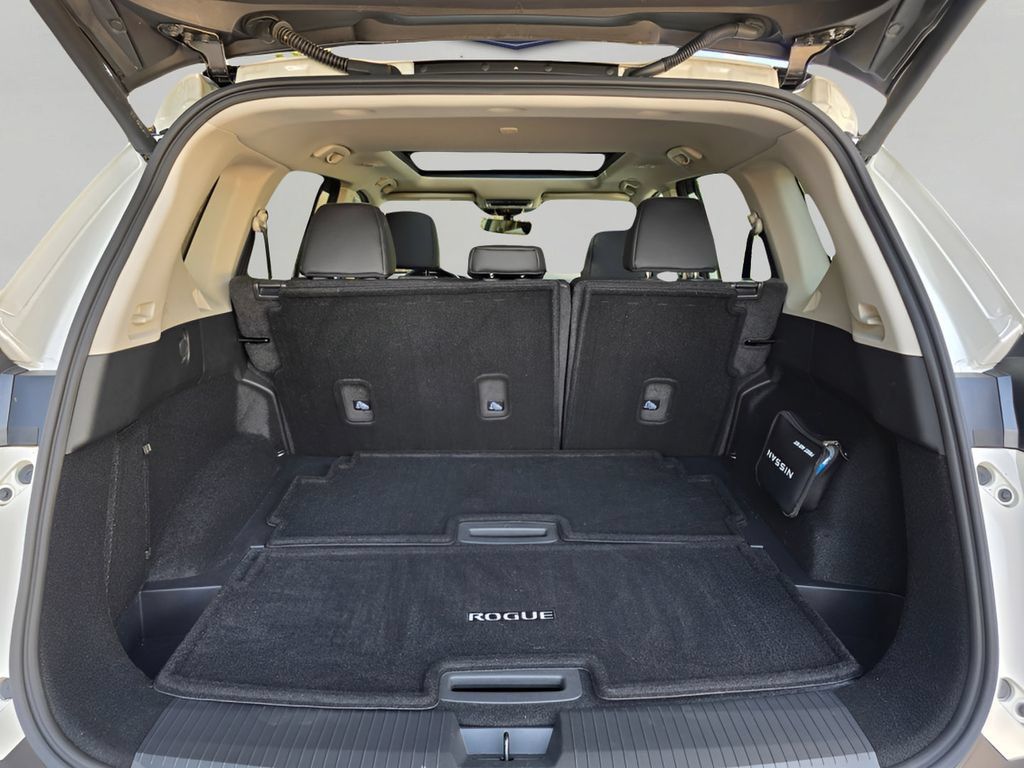 Used 2023 Nissan Rogue SL w/ SL Premium Package AWD/4WD image 7