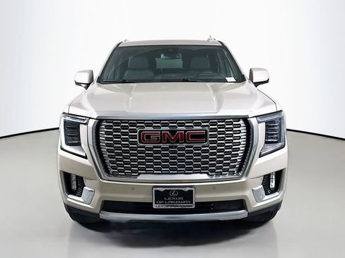 Used 2024 GMC Yukon Denali w/ LPO, Floor Liner Package AWD/4WD image 2