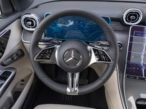 New 2026 Mercedes-Benz GLC 300 4MATIC image 24