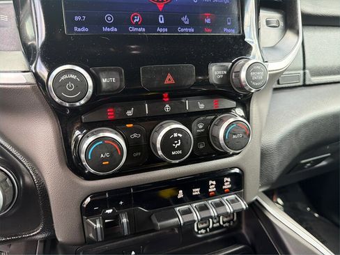 Used 2019 RAM 1500 Big Horn AWD/4WD image 32