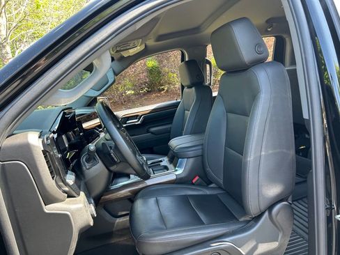 Used 2024 Chevrolet Silverado 1500 RST w/ Convenience Package II AWD/4WD image 43