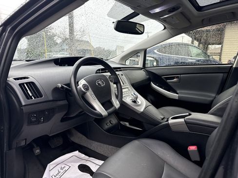 Used 2012 Toyota Prius Four w/ Deluxe Solar Roof Pkg image 16