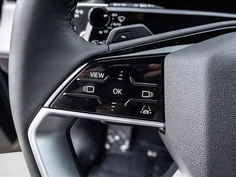 New 2026 Audi Q3 quattro 2.0T AWD/4WD image 14
