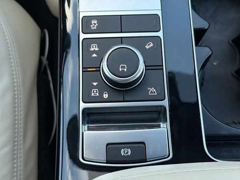 Used 2021 Land Rover Range Rover Westminster Edition AWD/4WD image 31