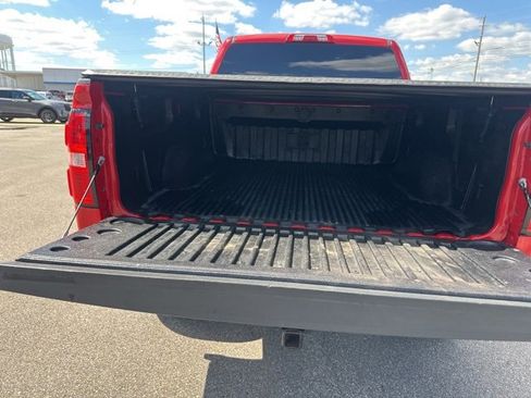 Used 2015 GMC Sierra 1500 SLE w/ SLE Value Package image 23