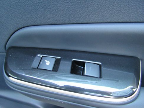 Used 2026 Toyota Crown Platinum image 43