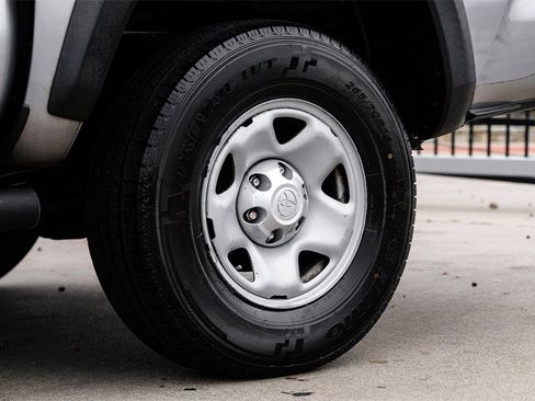 Used 2019 Toyota Tacoma TRD Off-Road image 52