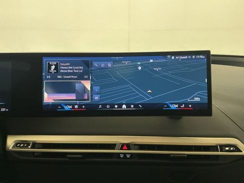 Certified 2025 BMW iX xDrive50 AWD/4WD image 11