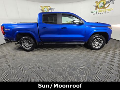 Used 2023 Chevrolet Colorado LT w/ LT Convenience Package image 11