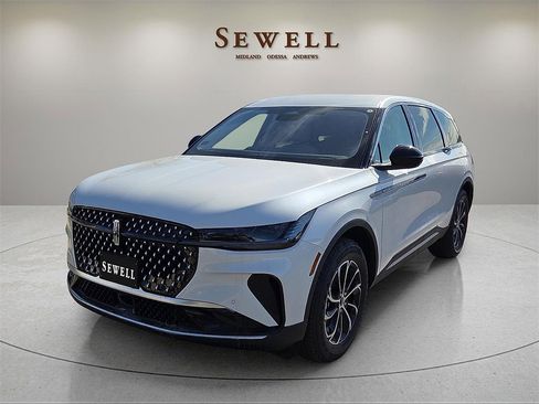 New 2026 Lincoln Nautilus Premier image 1