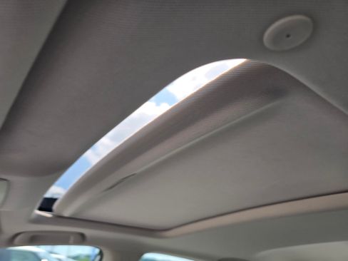 Used 2020 Honda Accord Touring image 23