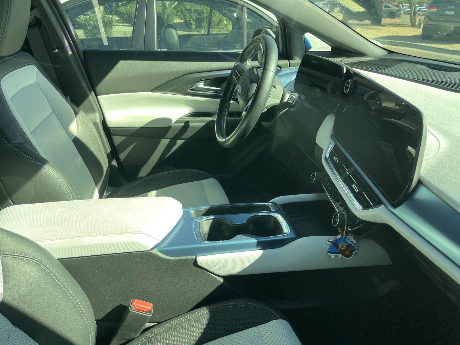 Used 2024 Chevrolet Equinox EV LT FWD image 6