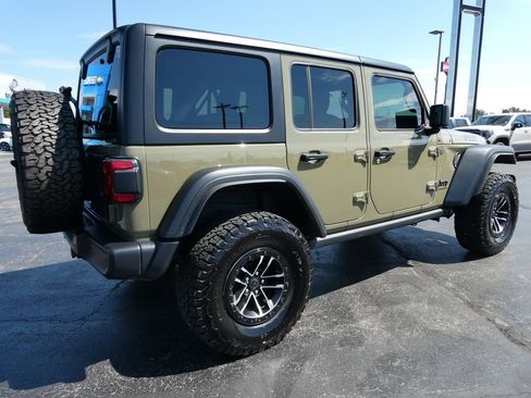 Used 2025 Jeep Wrangler Unlimited Sport AWD/4WD image 5