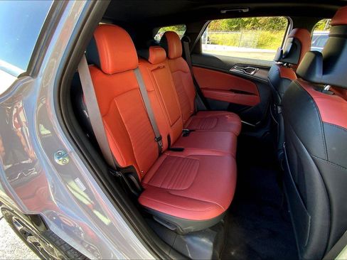 Used 2024 Kia Sportage SX image 25