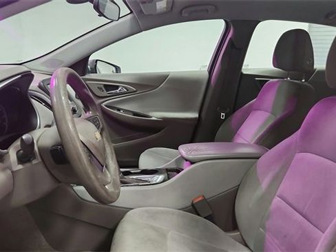 Used 2017 Chevrolet Malibu LS image 10