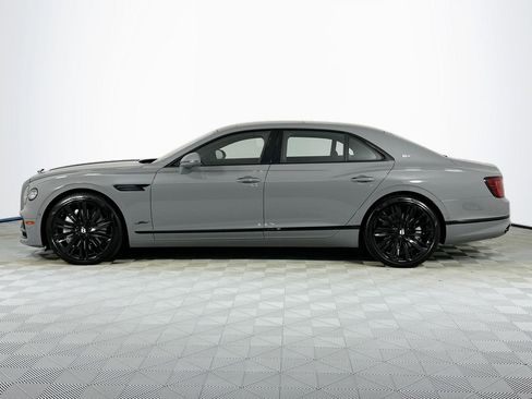 Certified 2024 Bentley Flying Spur W12 image 11