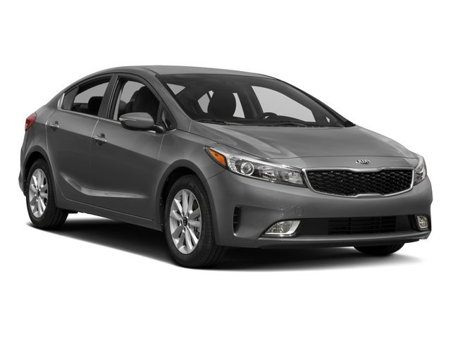 Used 2017 Kia Forte S FWD image 9