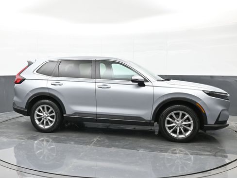 Used 2023 Honda CR-V EX image 9