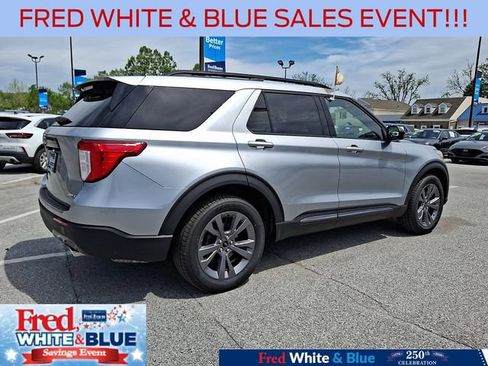 Certified 2022 Ford Explorer XLT w/ Equipment Group 202A AWD/4WD image 11