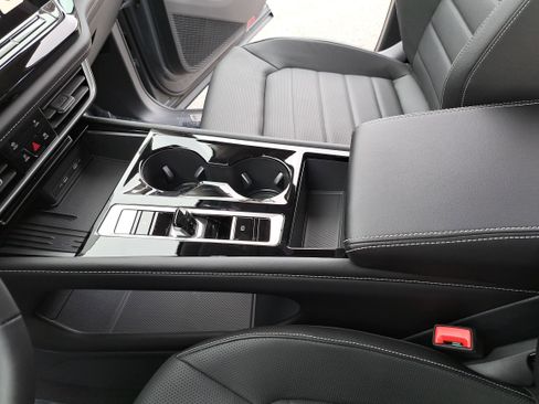 New 2026 Volkswagen Atlas SEL image 24