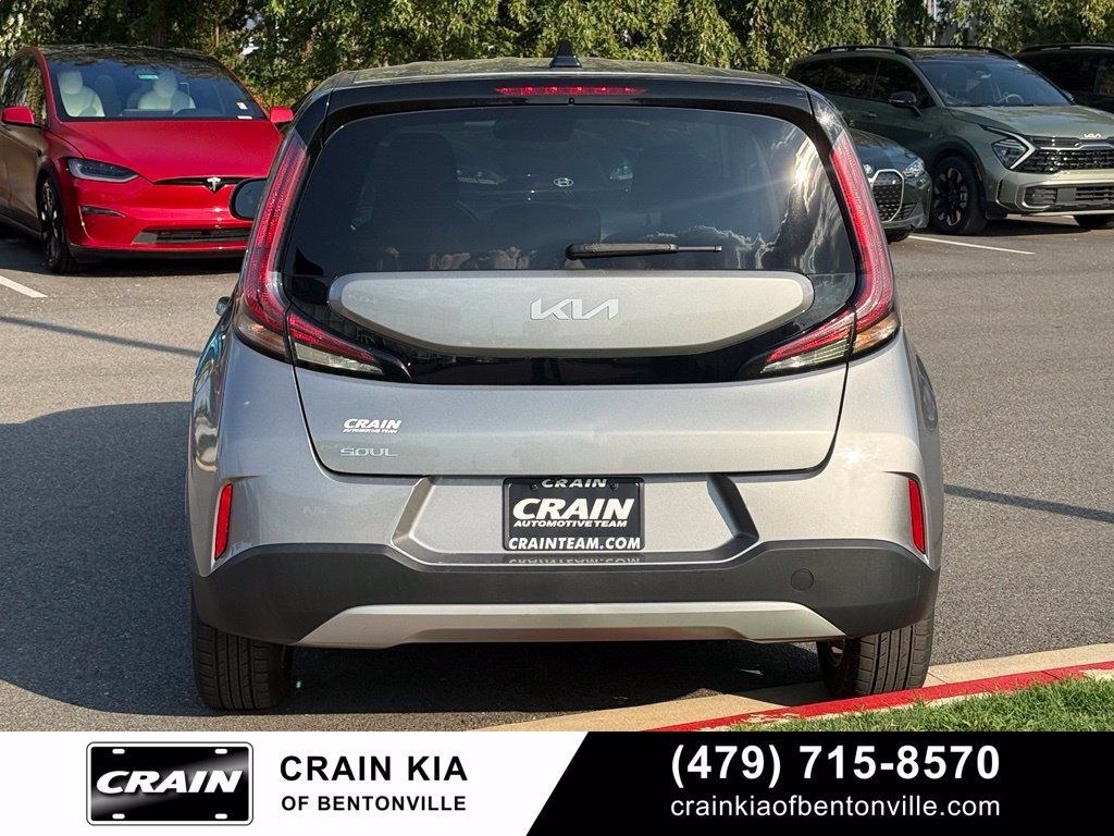 Certified 2024 Kia Soul LX w/ Option Group 015 FWD image 6