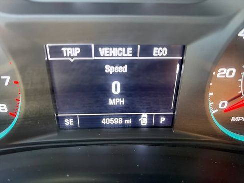 Used 2025 Chevrolet Malibu LT FWD image 17