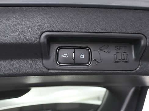 Used 2022 Ford Explorer 4WD image 42