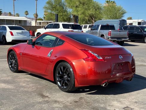 Used 2015 Nissan 370Z Coupe RWD image 5