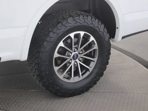 Used 2018 Ford F150 XLT w/ Equipment Group 301A Mid AWD/4WD image 14