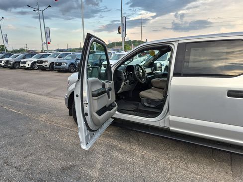 Used 2018 Ford F150 XLT RWD image 10
