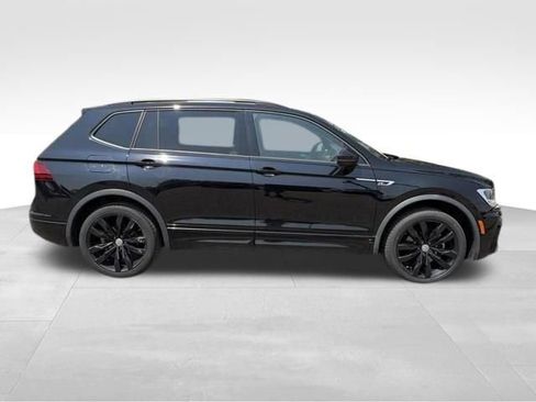 Used 2021 Volkswagen Tiguan SE R-Line AWD/4WD image 11