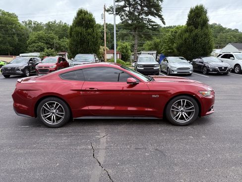 Used 2016 Ford Mustang GT Premium image 6