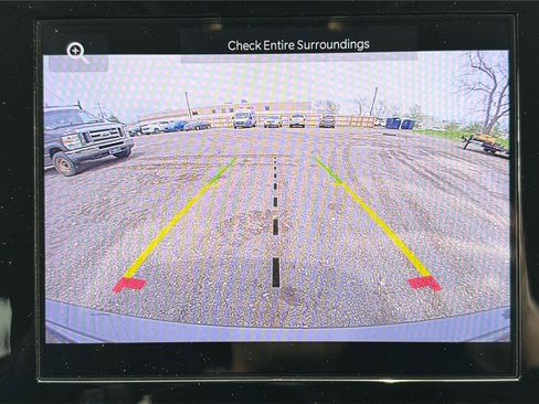 Used 2023 Jeep Grand Cherokee Laredo w/ Luxury Tech Group I AWD/4WD image 32
