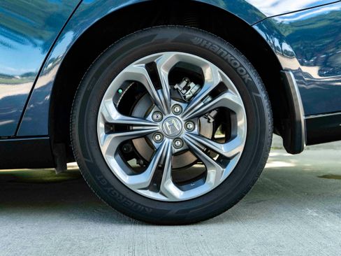 Used 2023 Honda Accord EX-L image 15