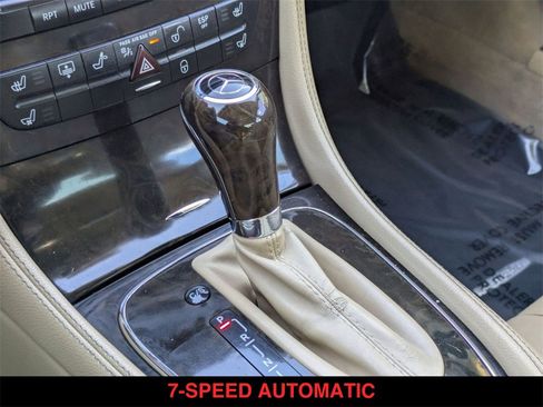 Used 2008 Mercedes-Benz CLS 550 image 2