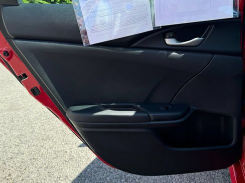 Used 2019 Honda Civic Sport image 15