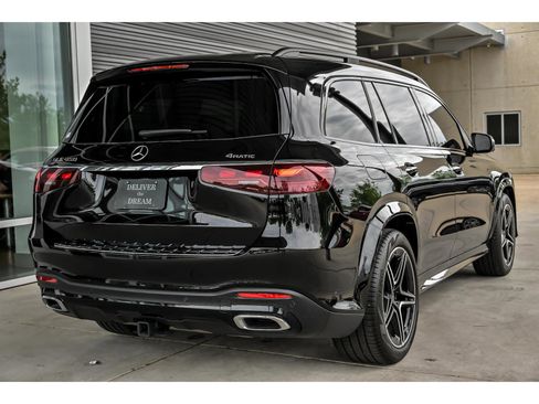 Certified 2025 Mercedes-Benz GLS 450 4MATIC image 8