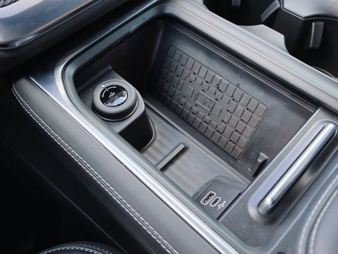 Certified 2025 Ford Expedition Max Platinum w/ Stealth Appearance Package image 21