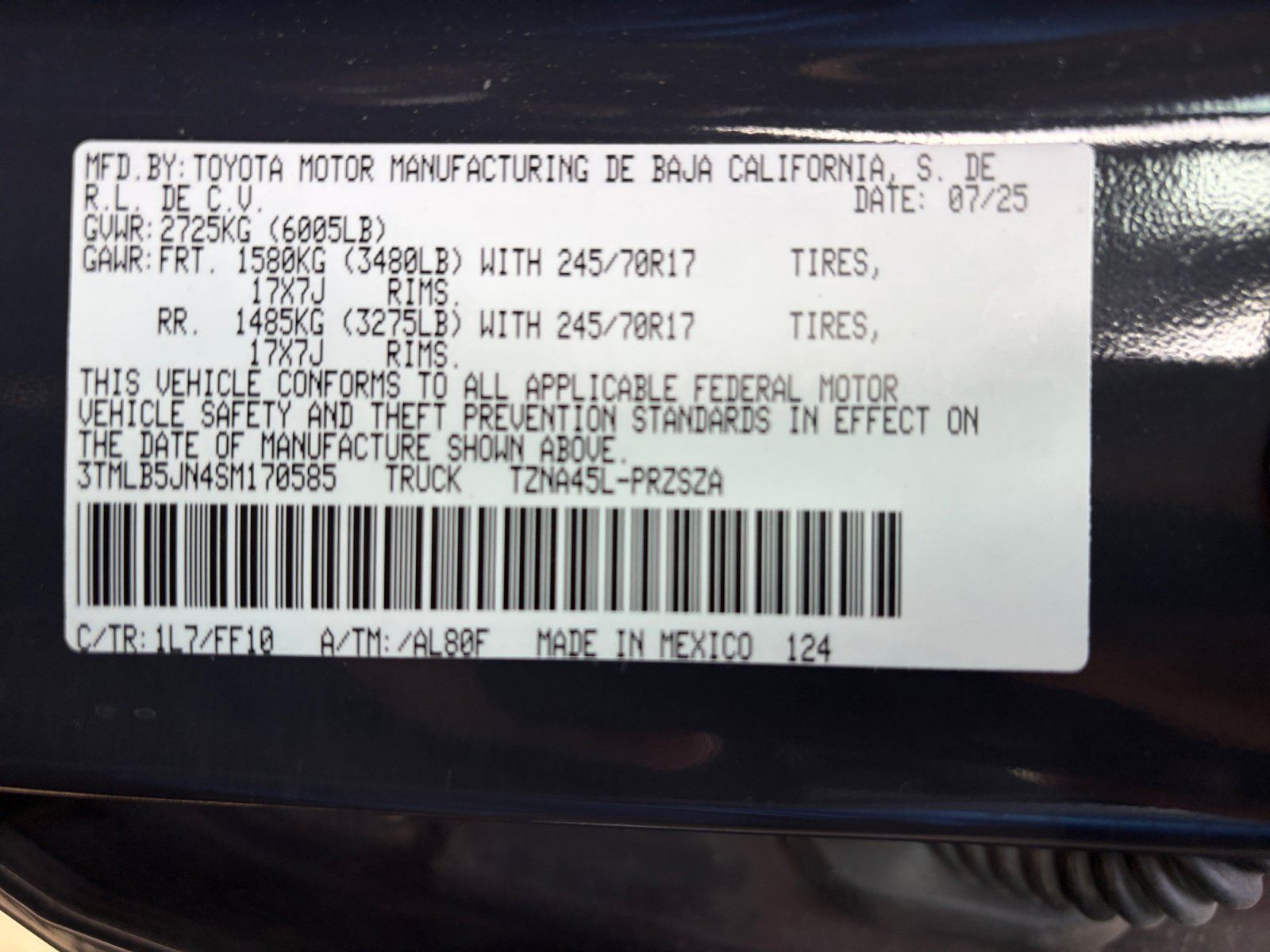Used 2025 Toyota Tacoma SR5 AWD/4WD image 31