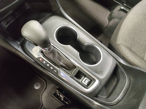 Used 2022 Chevrolet Equinox LT FWD image 26