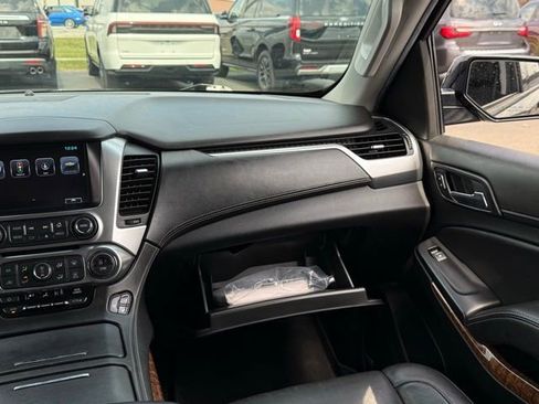 Used 2018 Chevrolet Tahoe Premier AWD/4WD image 31