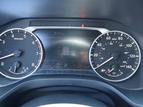 Used 2022 Nissan Rogue SV AWD/4WD image 22