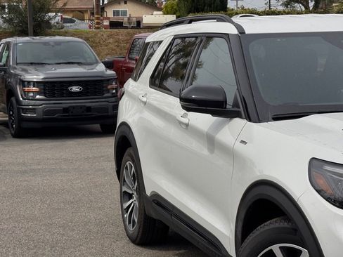 New 2026 Ford Explorer ST-Line image 5