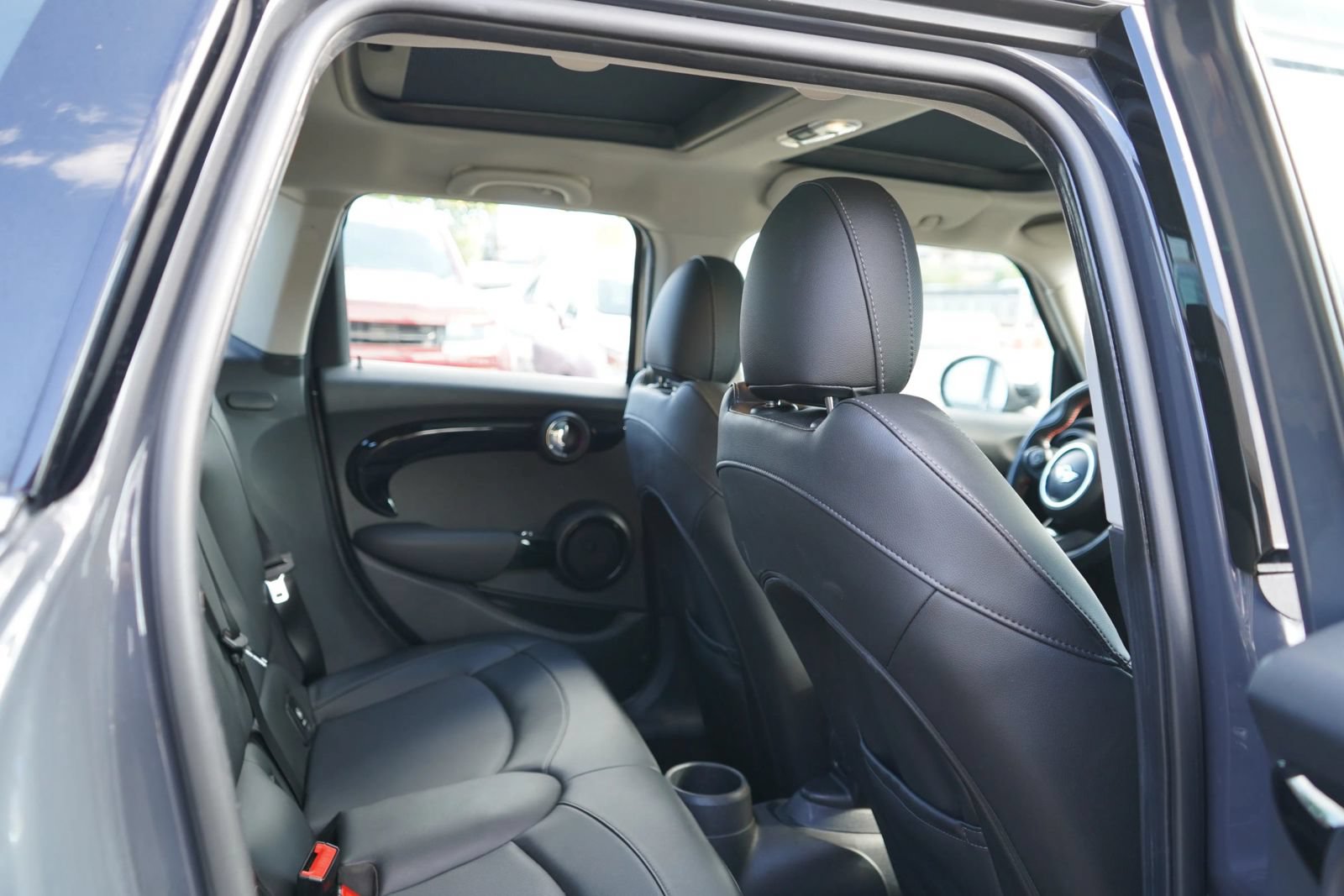 Used 2019 MINI Cooper S FWD image 19