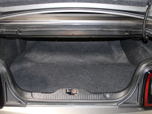 Used 2014 Ford Mustang Convertible RWD image 38