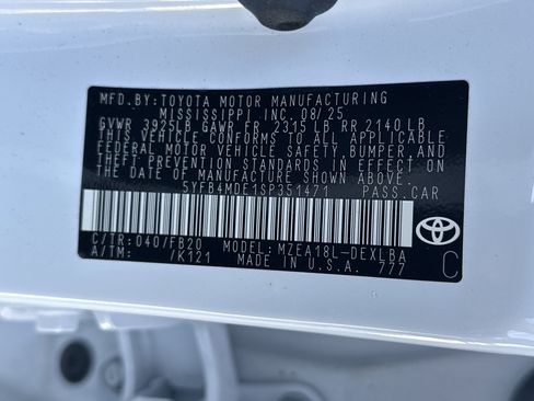 Certified 2025 Toyota Corolla LE image 34