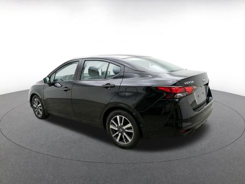 Used 2025 Nissan Versa SV FWD image 7